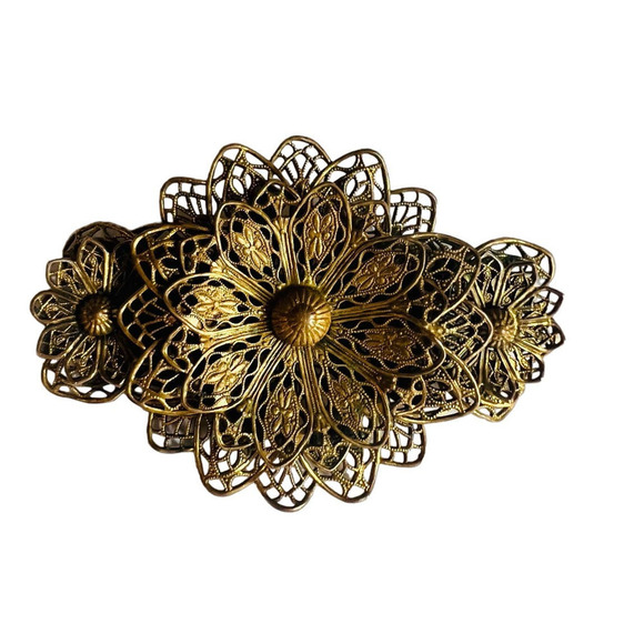 Antique brass gold filigree antique Victorian Brooch Pin - Picture 4 of 5